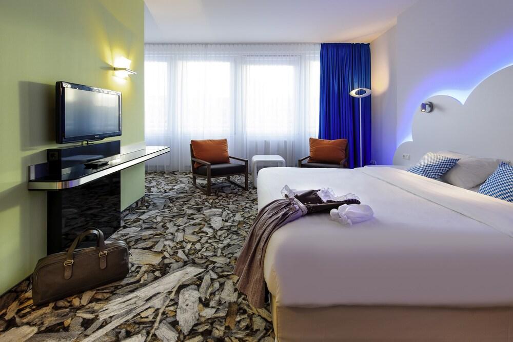 Styles Hotel Muenchen Messe Bagian luar foto